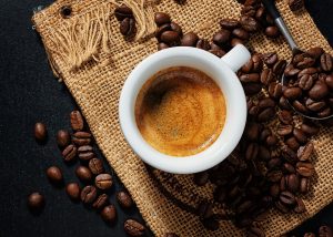 بلوط در فال قهوه