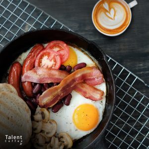 مضررات نوشیدن قهوه با معده خالی