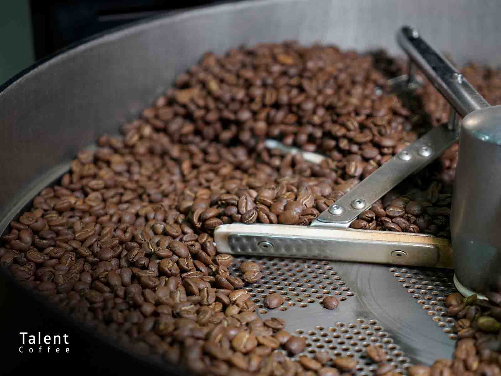 کرک اول در رست قهوه چیست؟