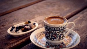 چتر در فال قهوه