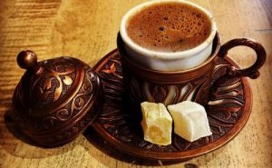 گل لاله در فال قهوه