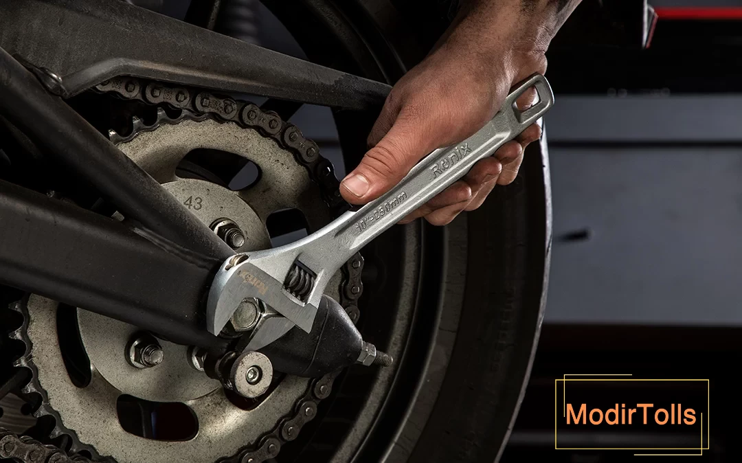 آچارکشی موتور