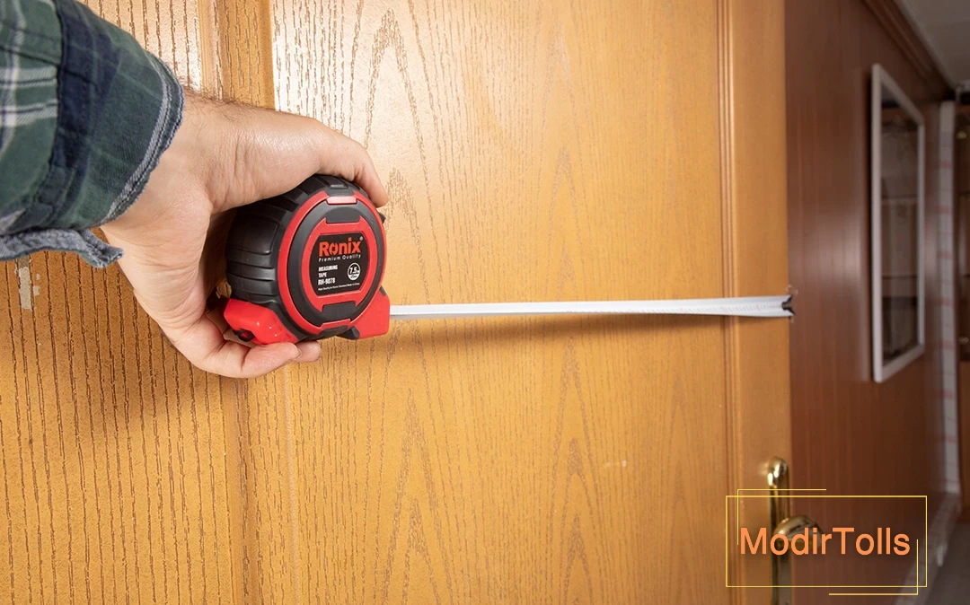 اندازه‌گیری محل درب چوبی/دانلودی