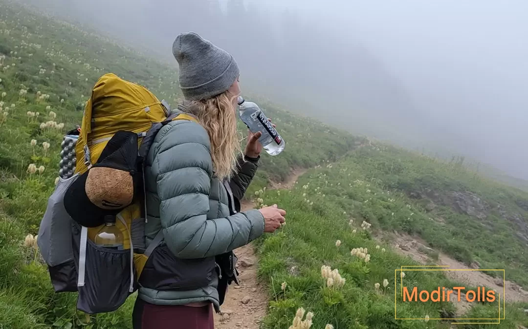 تصویری از لباس طبیعت گردی 