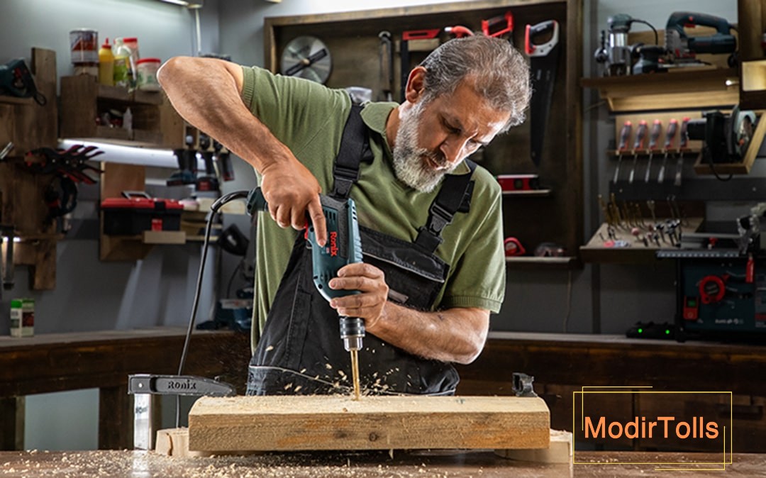 سوراخکاری قطعه چوب با دریل چکشی2250 رونیکس