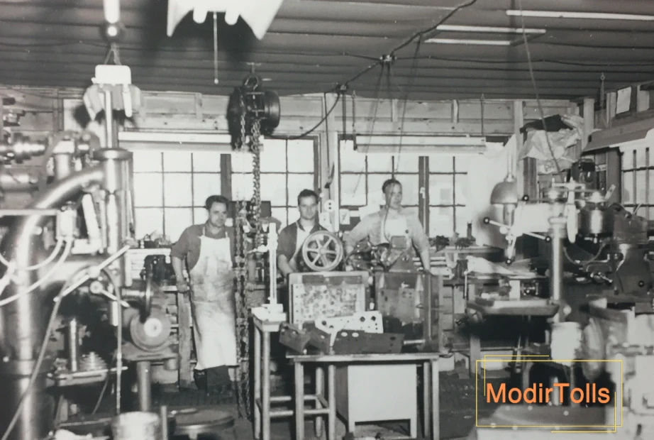 تاریخچه ابزارآلات