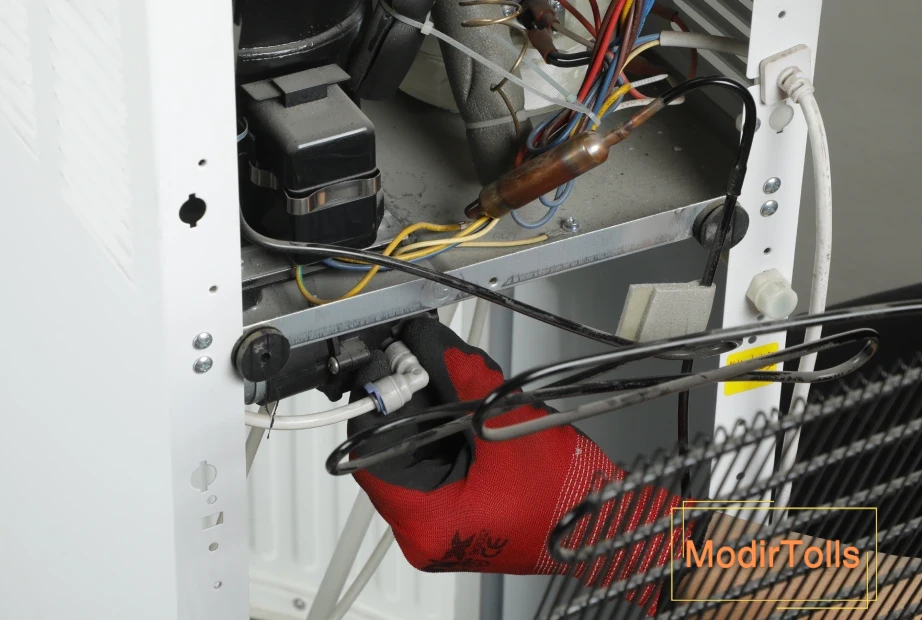 سوئیچ قرمز آبسردکن