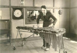 آشنایی کامل با ساز زایلوفون