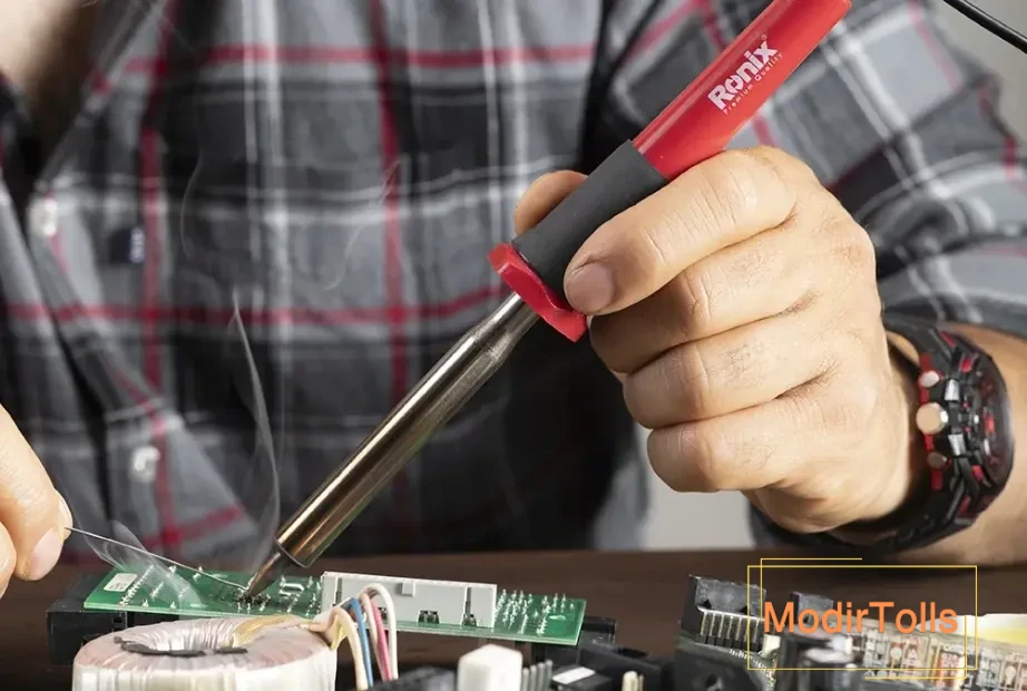 اتصال خازن جدید به برد با دستگاه هویه