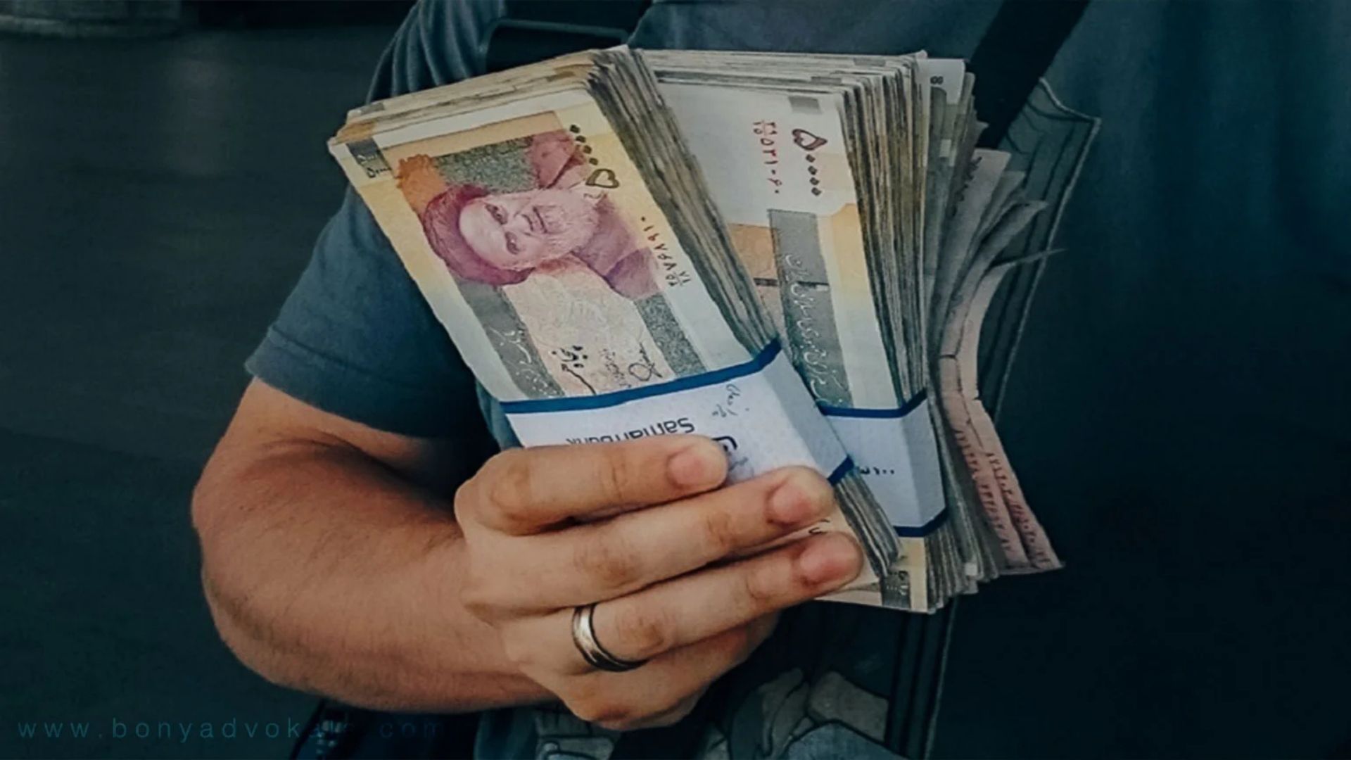 ماجرای هدیه چهار میلیونی دولت در شب یلدا چیست؟