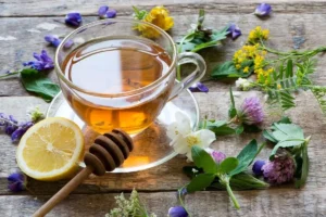 ۷ دمنوش برتر سرماخوردگی را بشناسید / معجزه دمنوش‌های گیاهی برای درمان سریع آنفلوآنزا