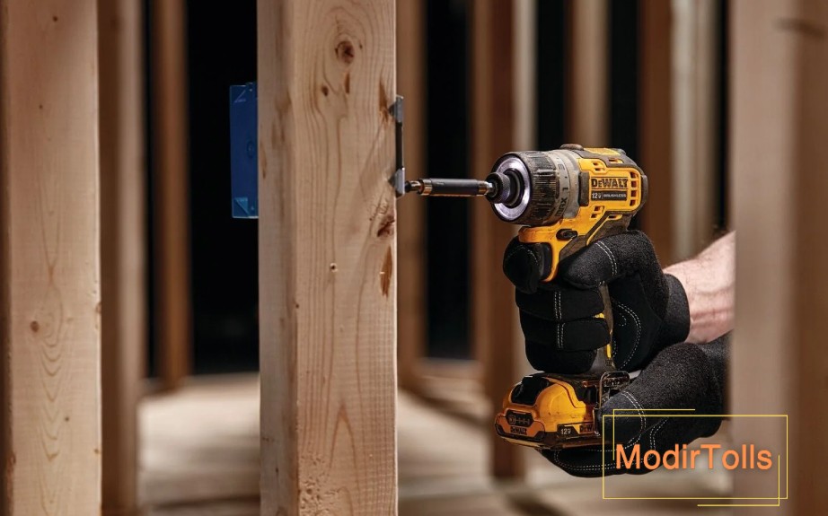 دریل شارژی دیوالت، سبک و جمع‌وجور