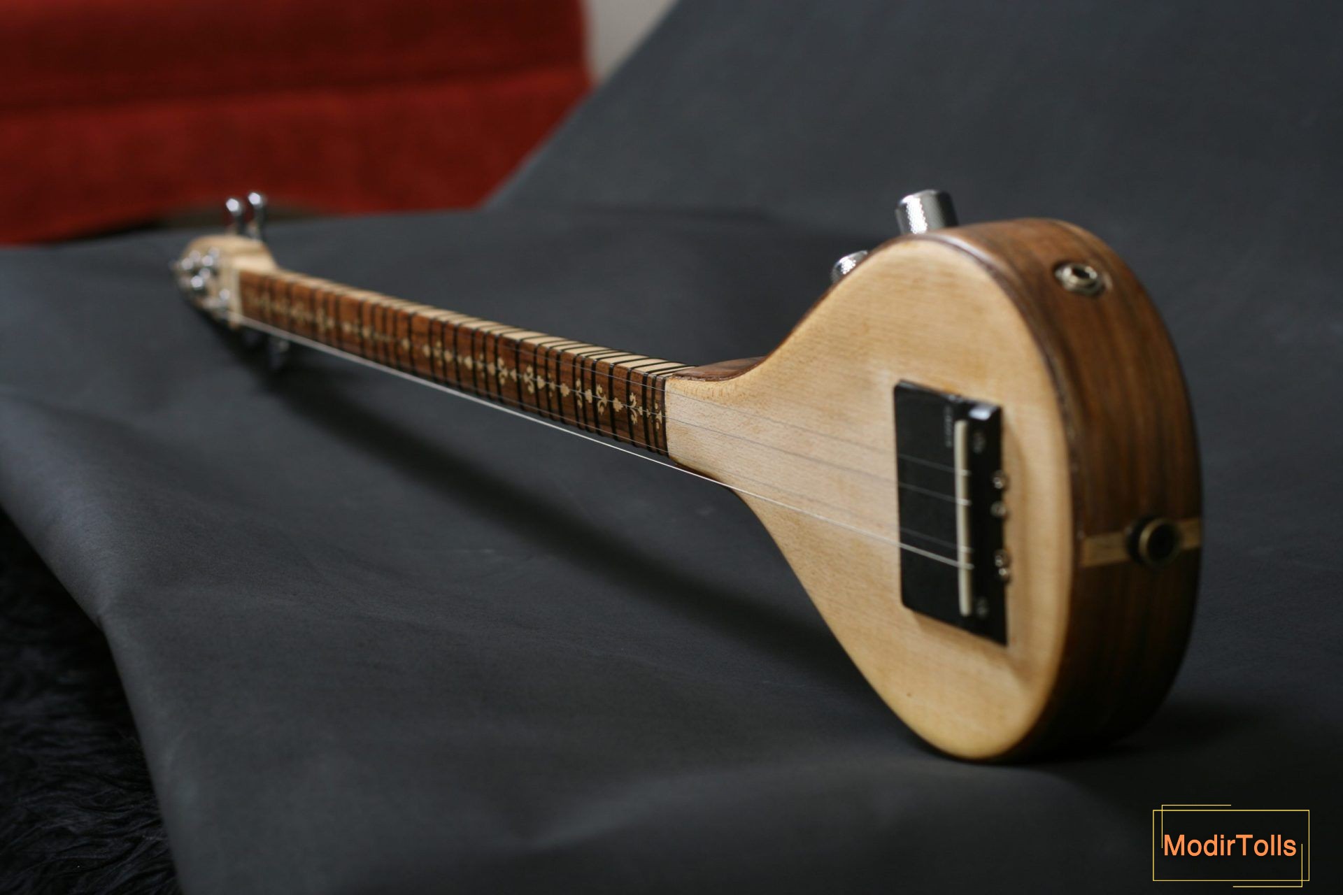 سه‌ تار الکتریک ،اولین ساز الکتریک ایرانی