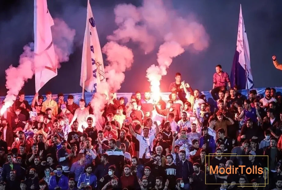 شادی مردم از برد ملوان