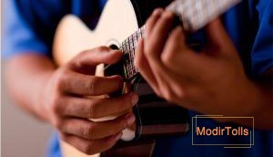 ساز یوکللی یا اوکله له