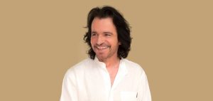 بیوگرافی یانی