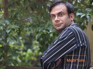 وحید ابوالقاسمی مدرس آواز سنتی ایرانی