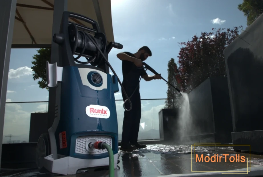 تمیزکردن دیوار با کارواش