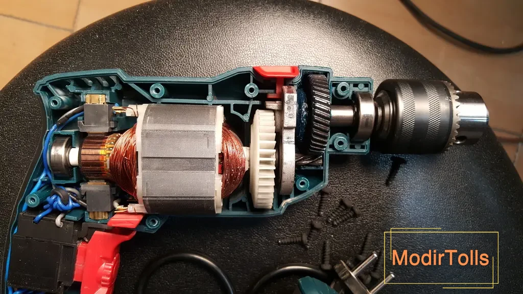 تمیز کردن ابزار برقی + ۵ نکته ایمنی | اموزش تصویری تمیز کردن ابزار برقی