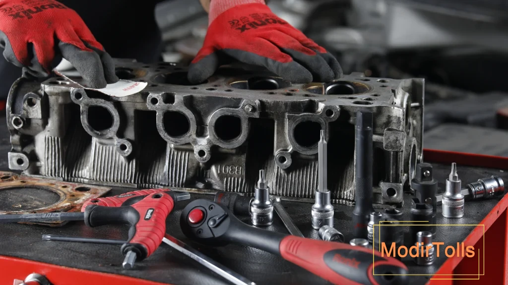 کاپوت بازشده