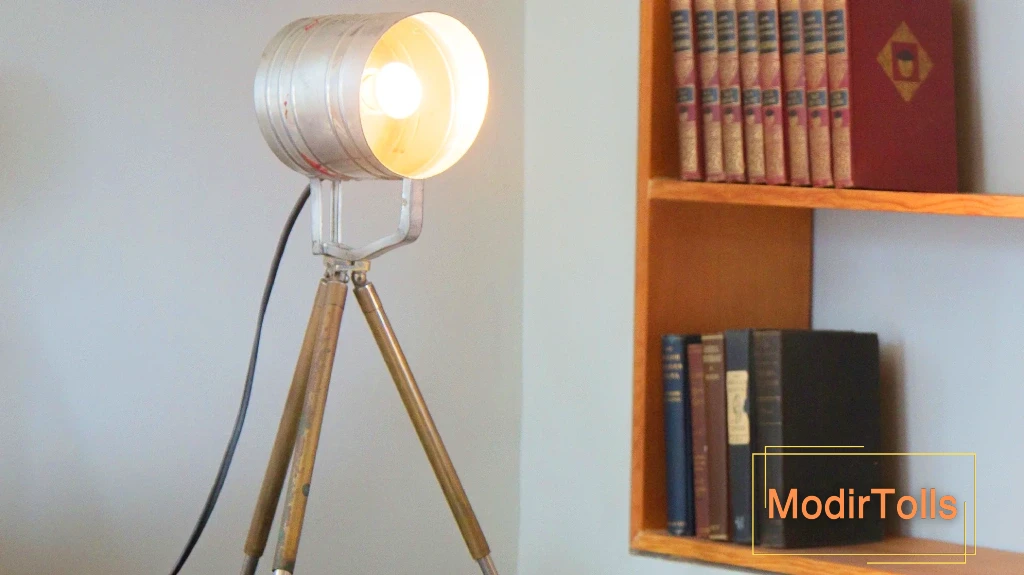 نورافکن دست ساز خانگی