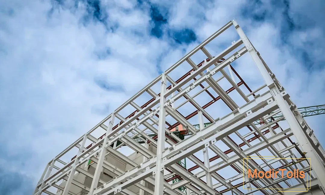 انواع اتصالات سازه‌های فولادی؛ از پرچی و جوشی تا پیچ و مهره