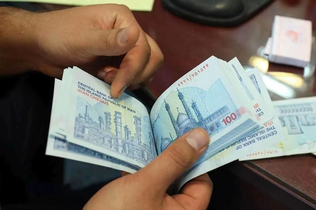 قفل جدید بر حقوق کارمندان و بازنشستگان؛ تورم بی‌اثر ماند!