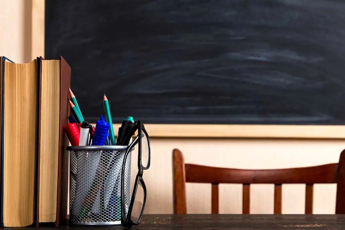 d8add982d988d982-d981d8b1d987d986daafdb8cd8a7d986-1 خبر خوش برای فرهنگیان؛ ۳۰۰ میلیون وام بدون ضامن دریافت کنید