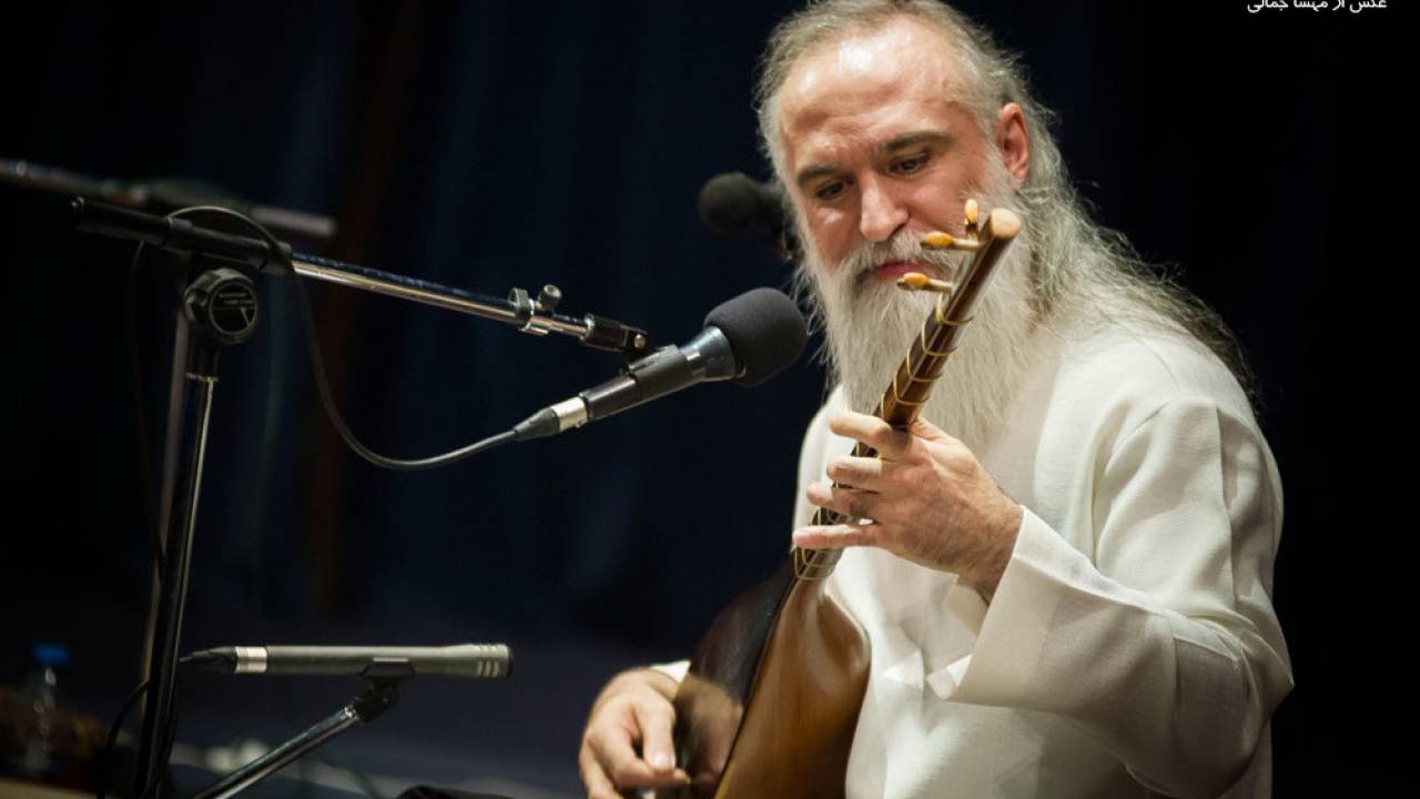 بیوگرافی استاد داوود آزاد