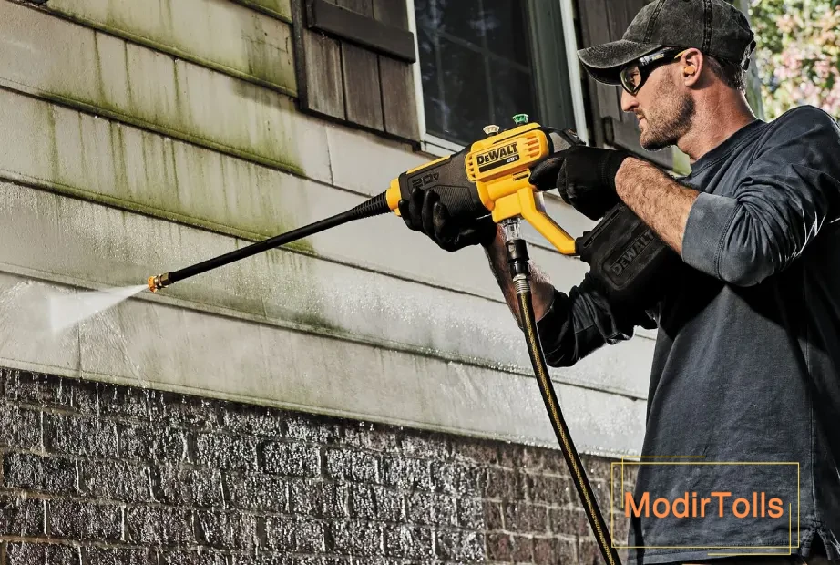 کارواش شارژی دیوالت