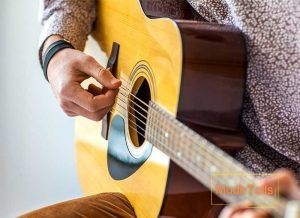 عطا رستگار مدرس گیتار پاپ و کلاسیک