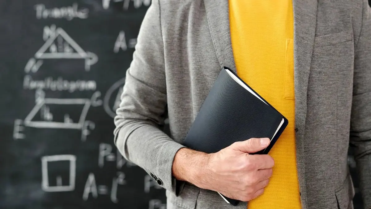 تحلیل اجتماعی و ابعاد انسانی