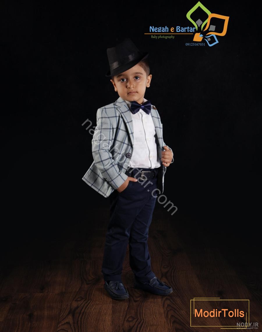 آتلیه کودک ژست عکس پدر و مادر و پسر