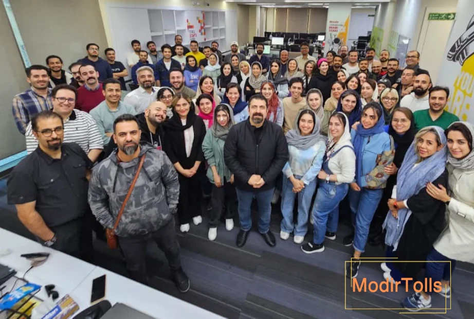 بخش برند و ارتباطات رونیکس