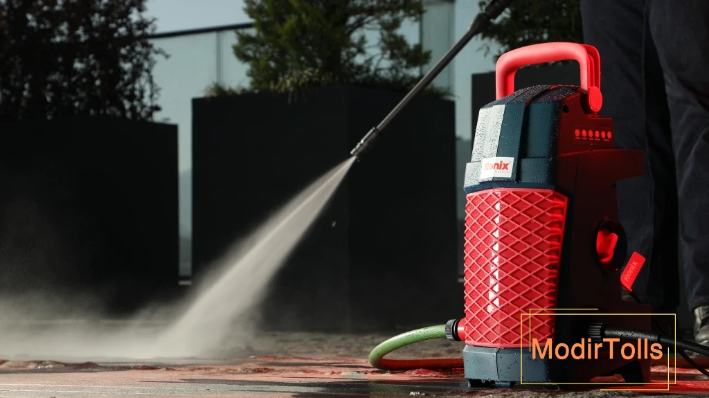 شستشوی حیاط و پارکینگ با کارواش خانگی؛ تمیزی سریع و آسان