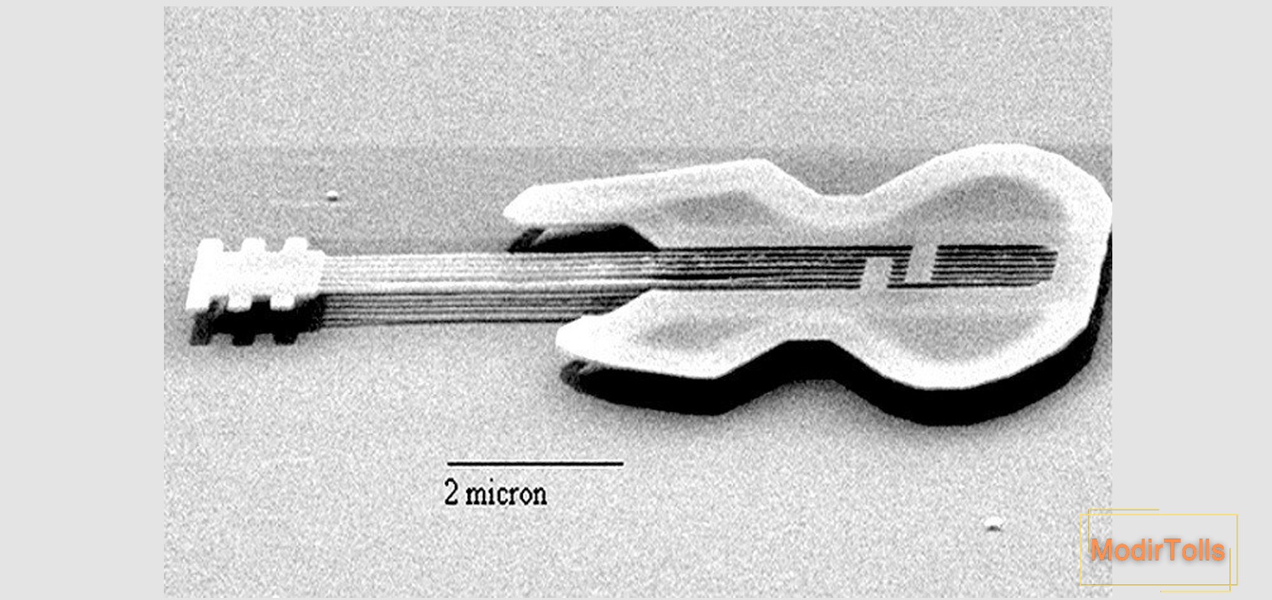 نانو گیتار ،کوچکترین گیتار جهان