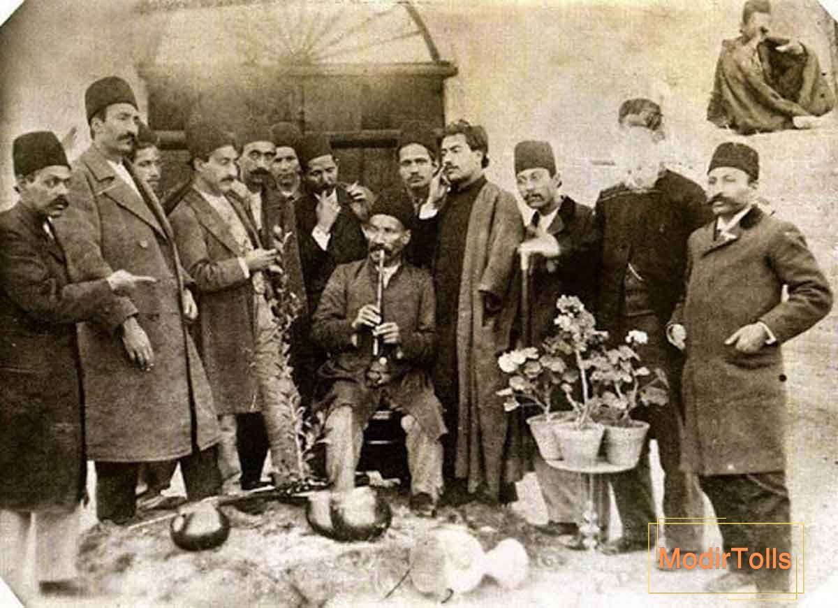 ماجرای نی نوازی که از ملکه انگلیس گردنبند گرفت