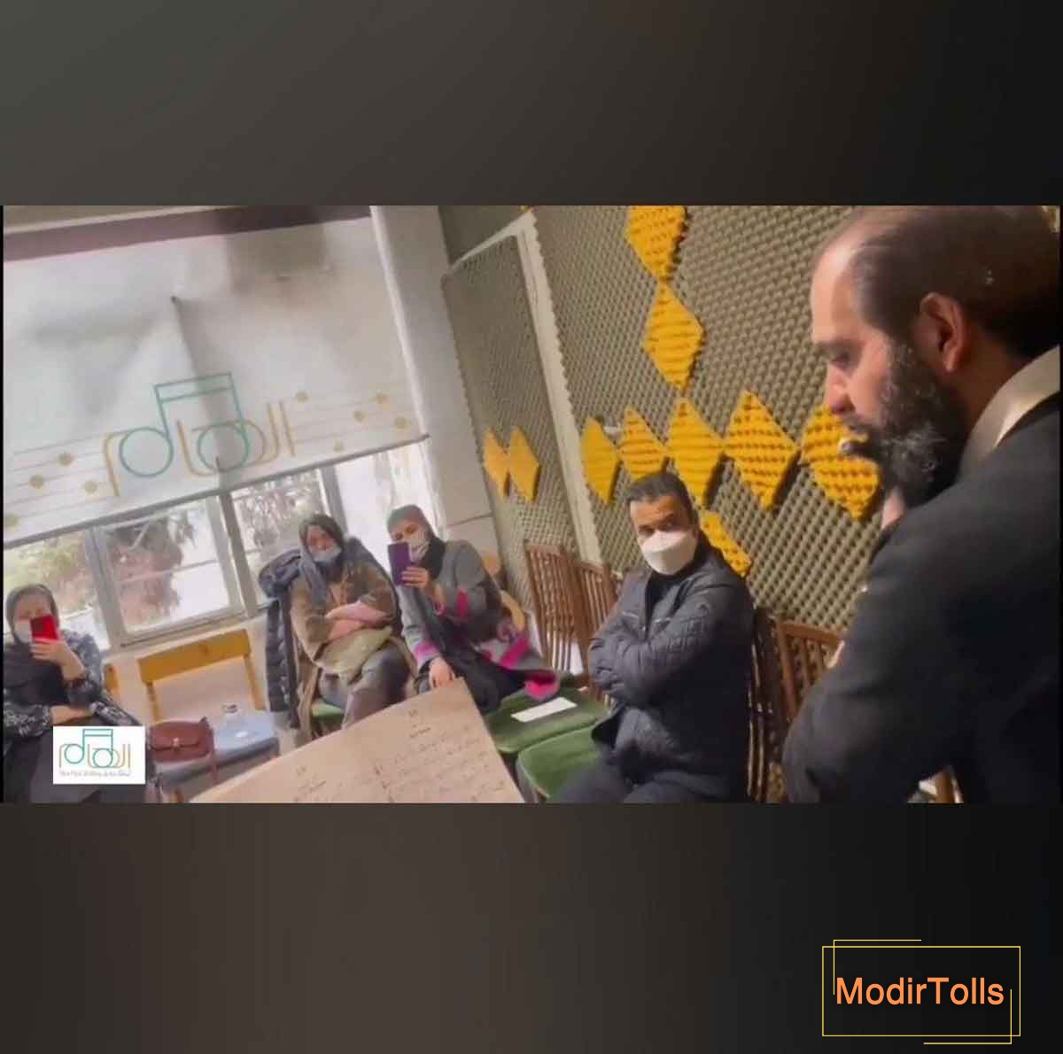 علیرضا فیروزیان، مدرس موسیقی کودک