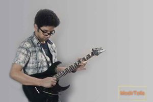 ماهر پورعبیات مدرس گیتار پاپ، کلاسیک و الکتریک