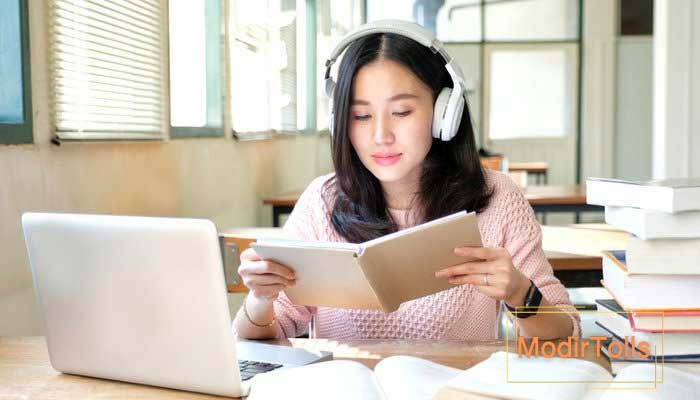 ۸ فایده گوش دادن به موسیقی هنگام مطالعه!