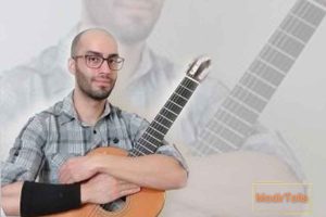علیرضا امان الهی مدرس گیتار کلاسیک