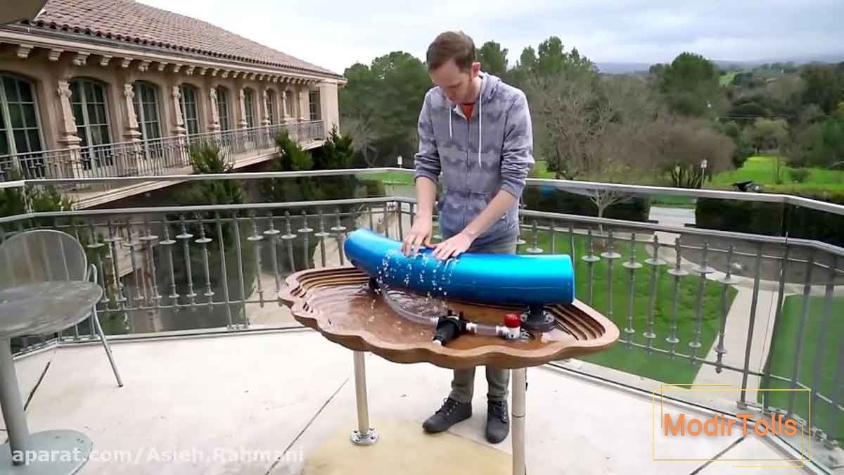 ساز هیدرولوفون، سازی که با آب نواخته می شود